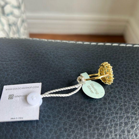 Beautiful sterling silver gold plated Blue crystal sterling silver, size 7 - Picture 7 of 8